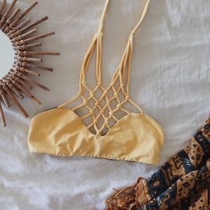 San Lorenzo Bikinis high neck interlace top